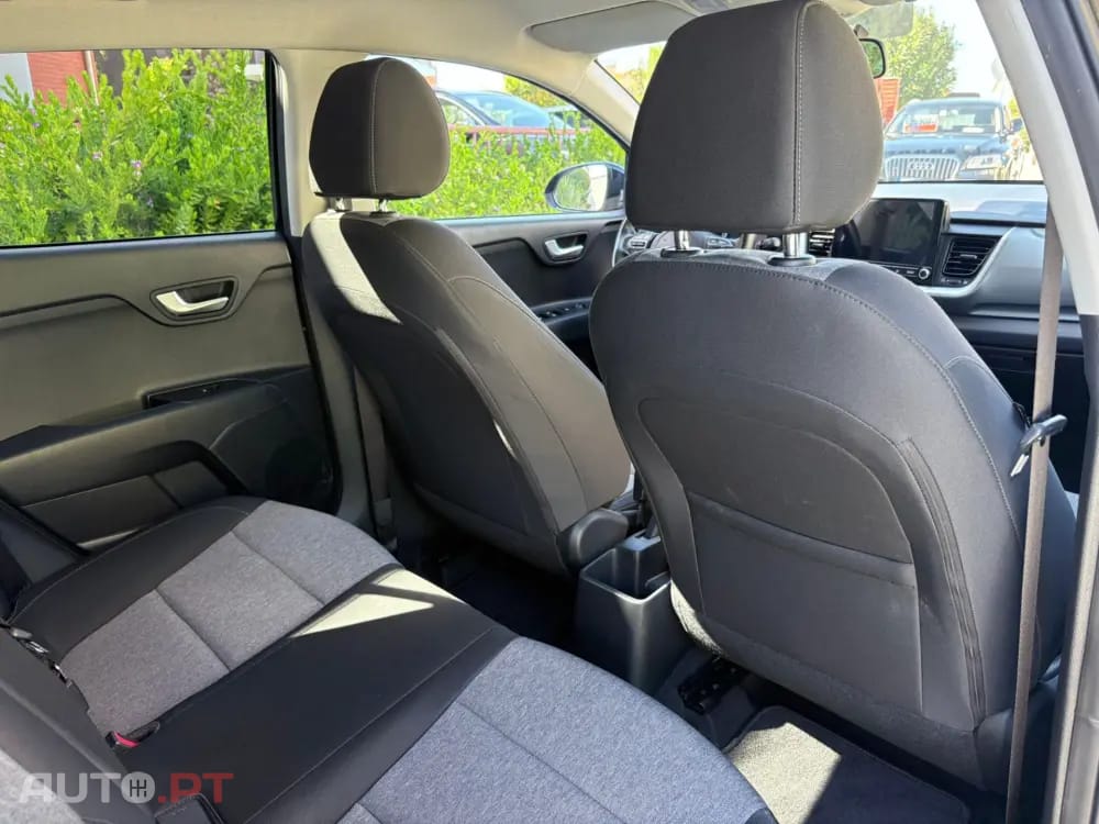 Kia Stonic 1.2 Dynamic