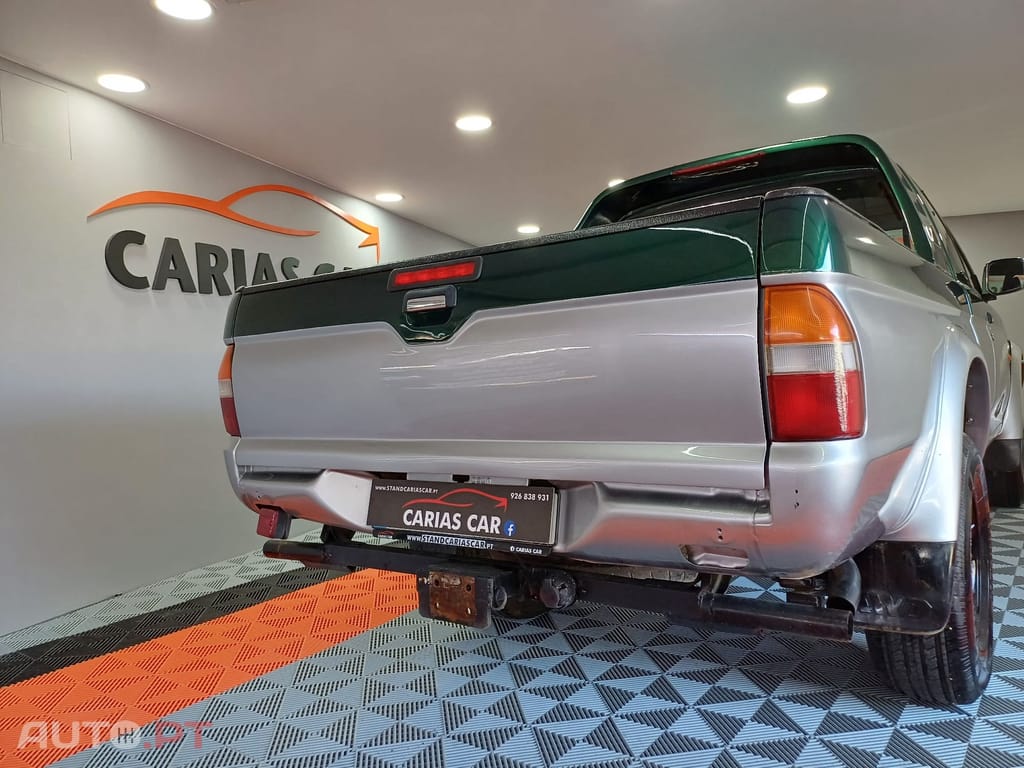 Mitsubishi L200 2.5 TD Club 3L