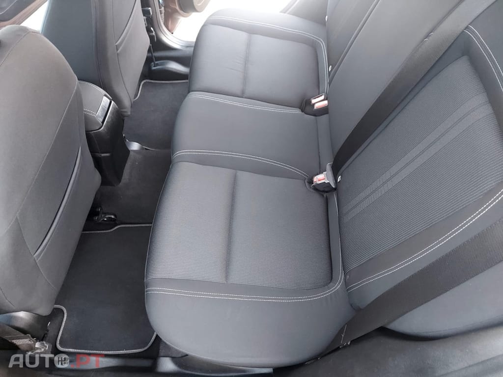 Fiat Tipo 1.3 M-Jet Lounge