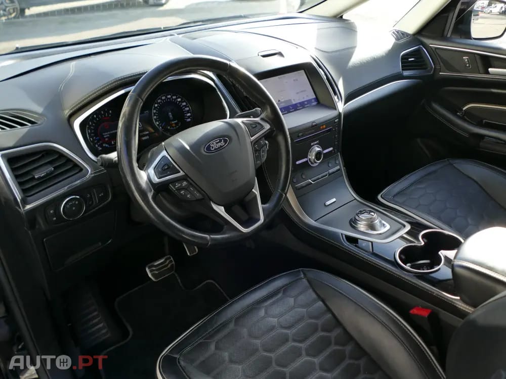 Ford S-Max 2.0 TDCi Vignale Powershift