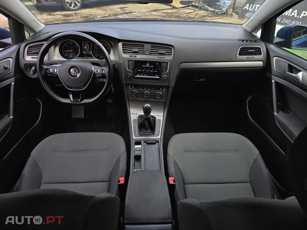 Volkswagen Golf 1.6 TDi Confortline