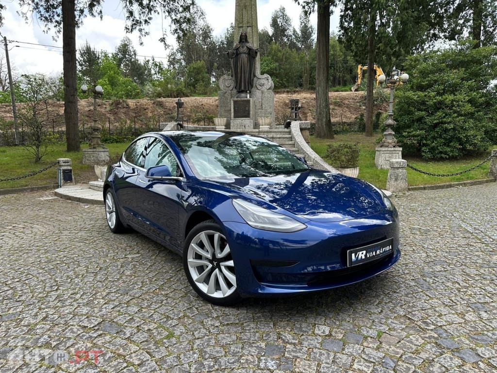 Tesla Model 3 Standard Range Plus RWD
