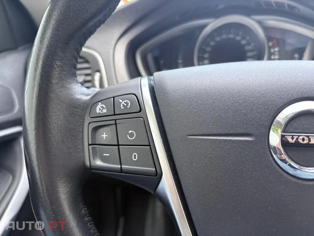 Volvo V40 1.5 T3 Sport Edition Plus Geartronic