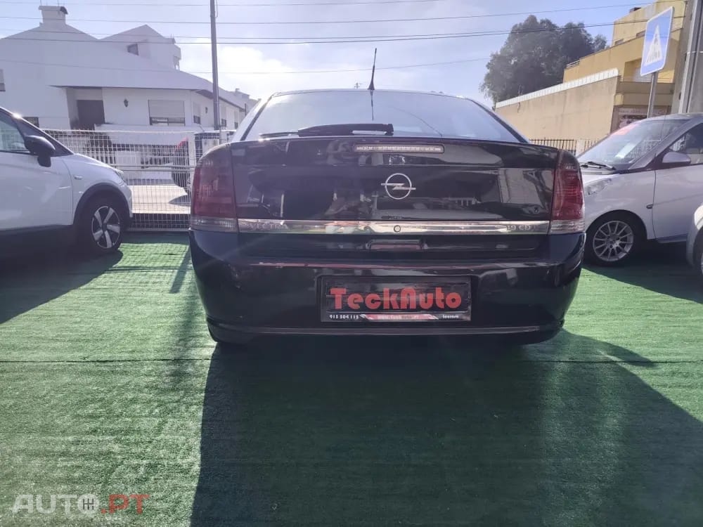 Opel Vectra 1.9 CDTi Executive