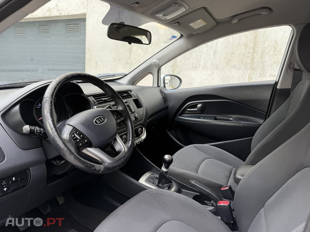Kia Rio 1.2 CVVT LX