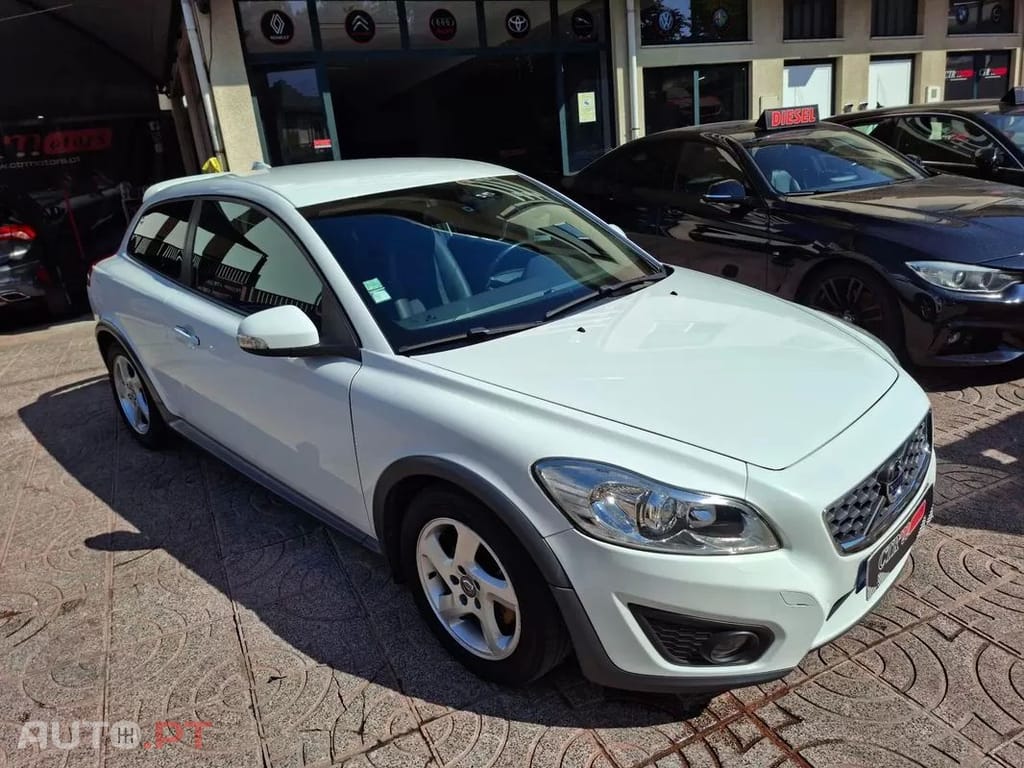 Volvo C30  Drive Momentum