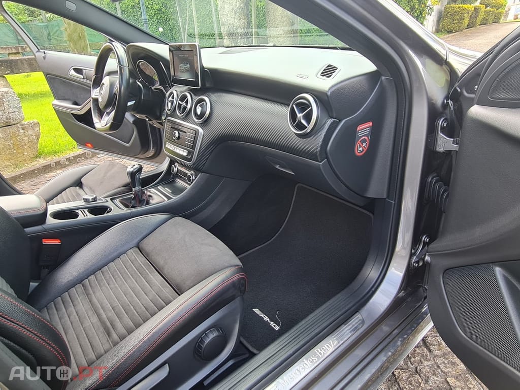 Mercedes-Benz A 180 d AMG Line