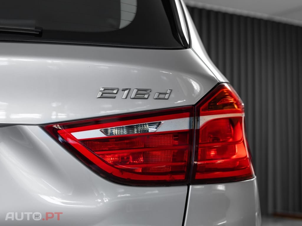 BMW 216 d Advantage