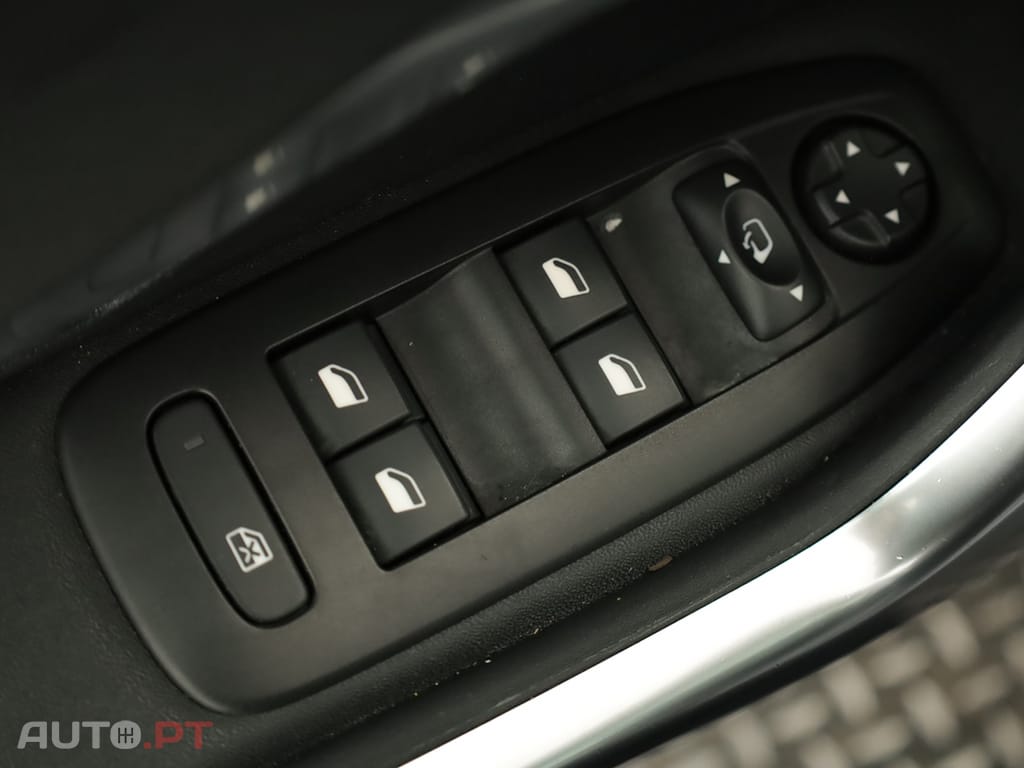 Peugeot 2008 2008 1.2 PureTech Crossway