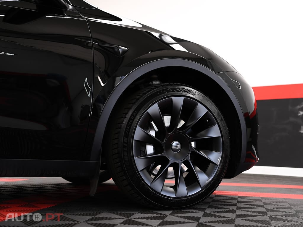 Tesla Model Y Tração Traseira