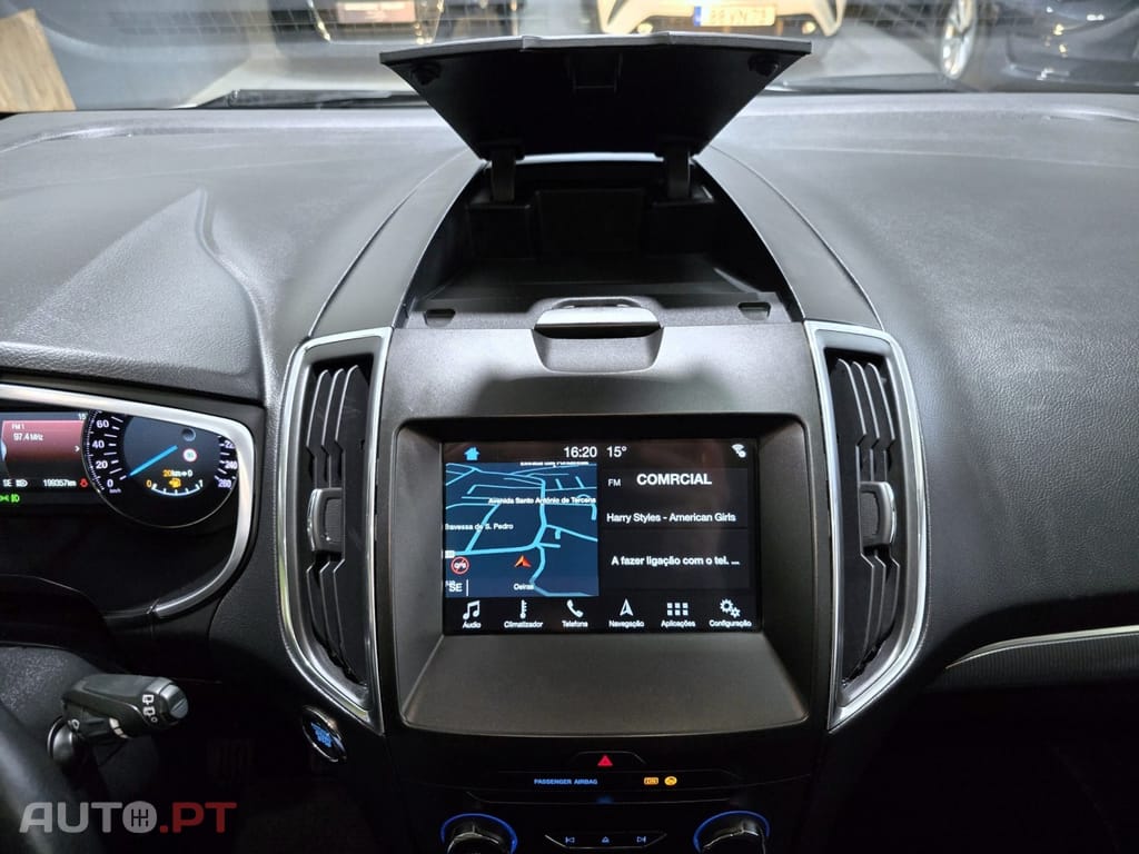 Ford S-Max 2.0 TDCi Titanium