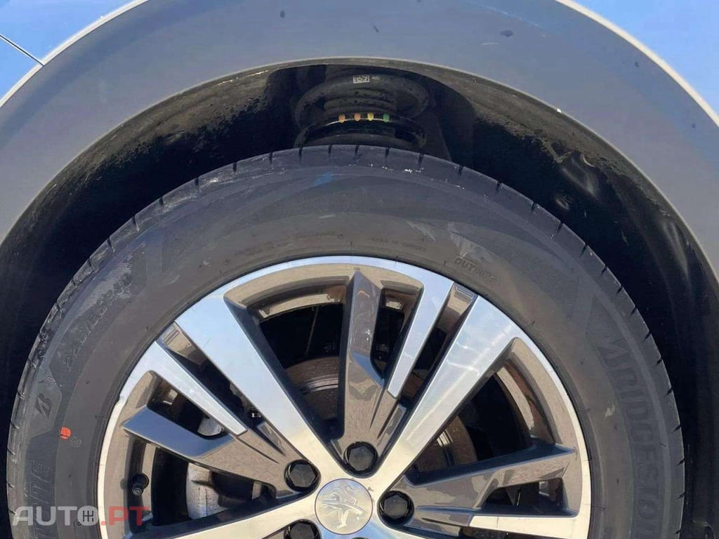 Peugeot 5008 1.5 BlueHDi Allure Pack