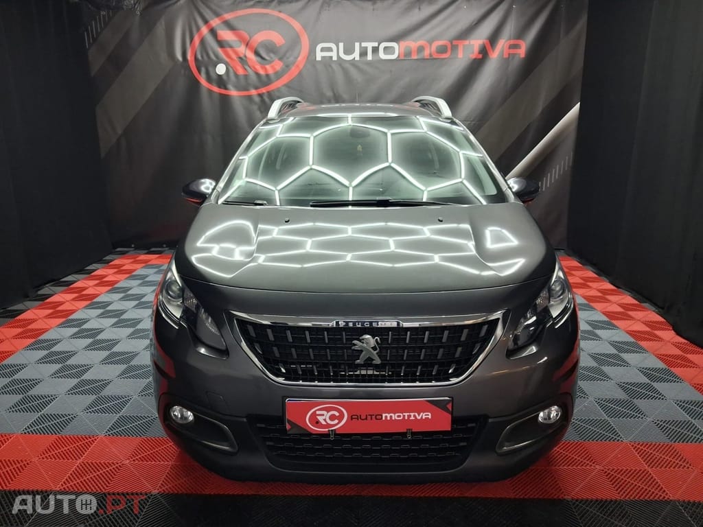 Peugeot 2008 1.2 PureTech Style