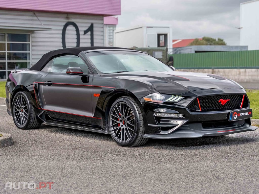 Ford Mustang V8 GT