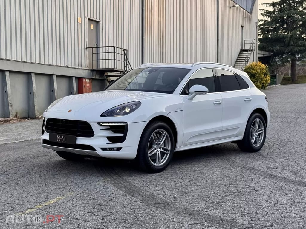Porsche Macan S