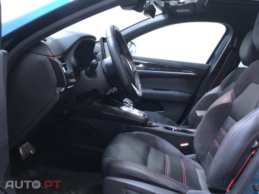 Renault Arkana 1.6 E-Tech R.S.Line