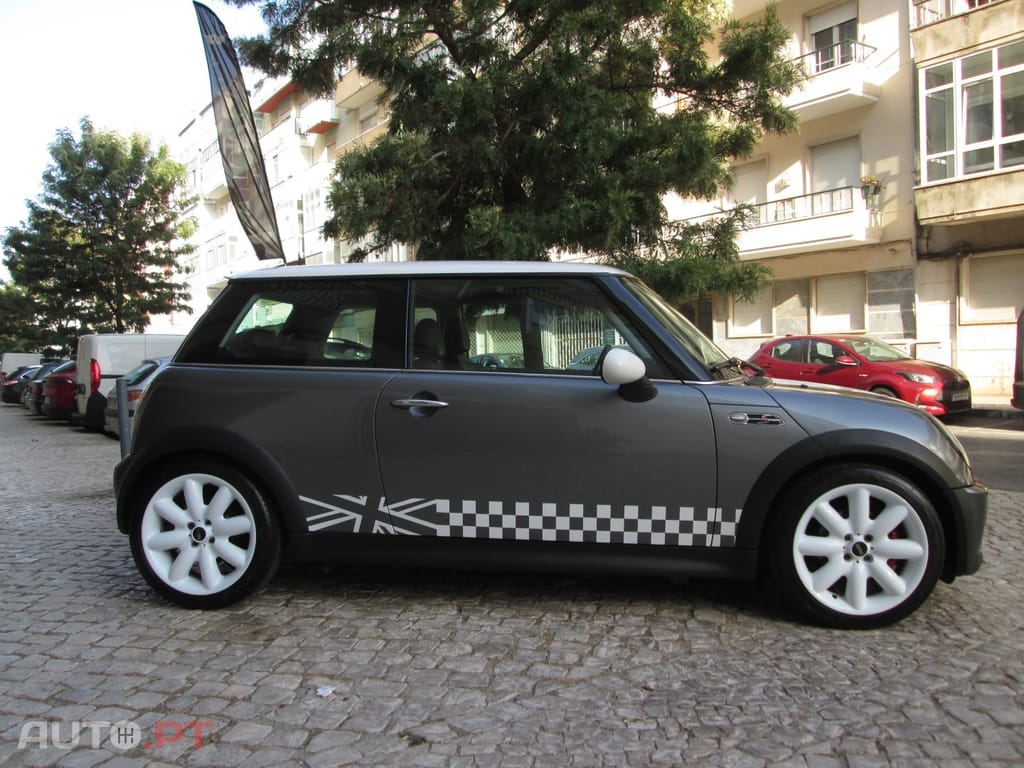 MINI Cooper Cooper S