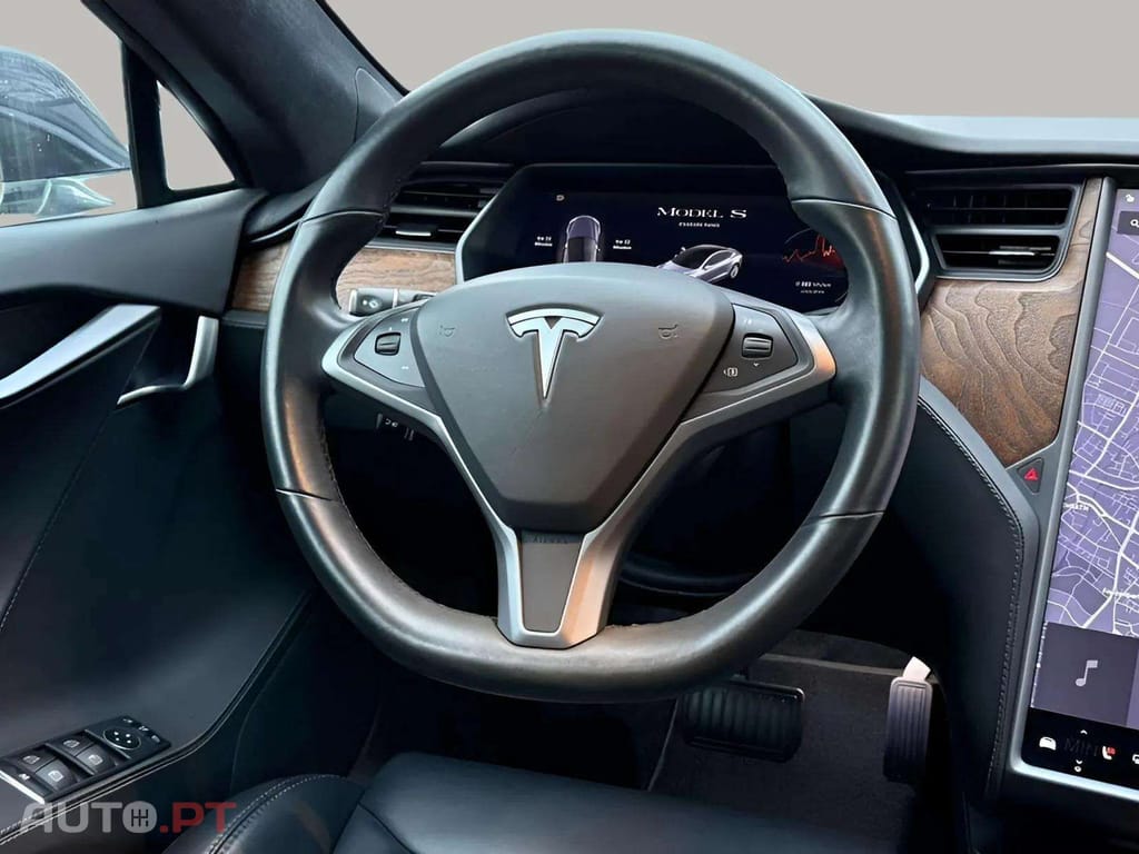 Tesla Model S Standard Range