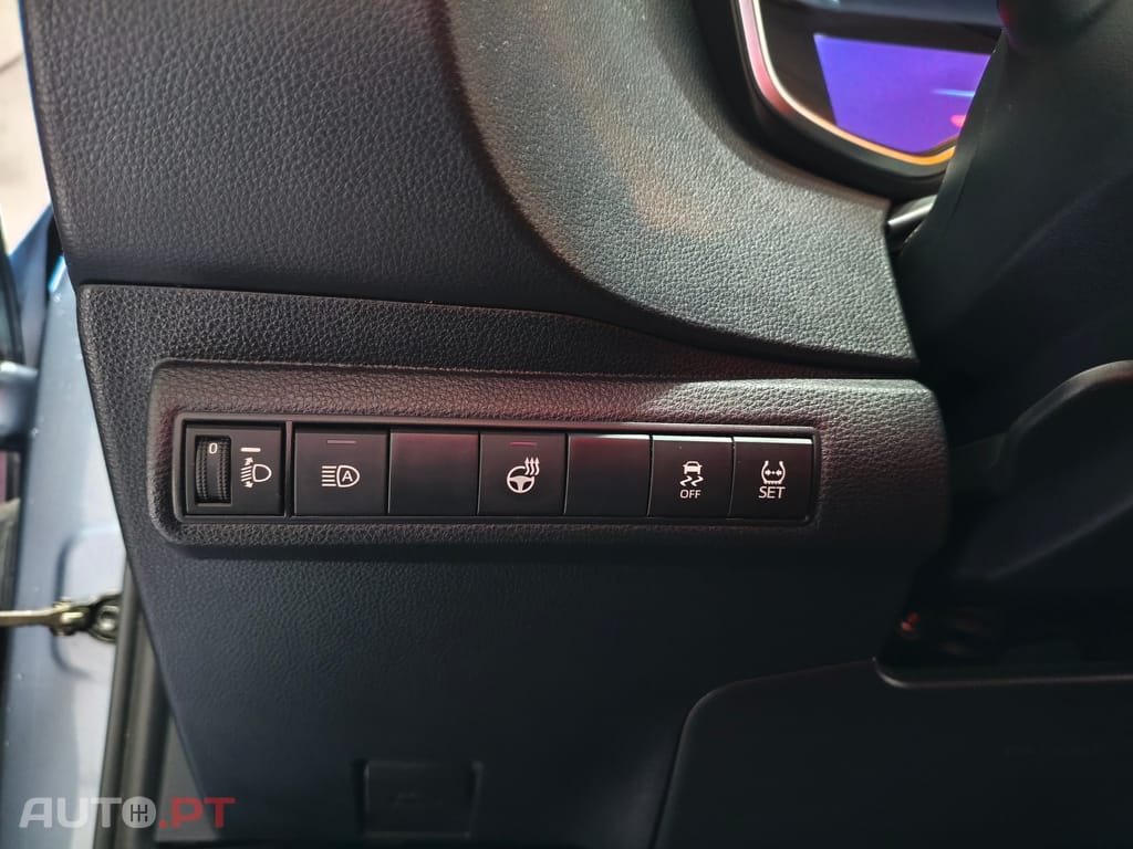 Toyota Corolla Hybrid Luxury