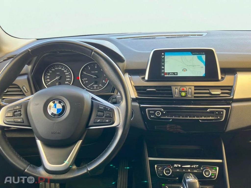 BMW 216 d Luxury Line