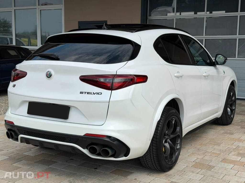 Alfa Romeo Stelvio 2.9 T Quadrifoglio Q4