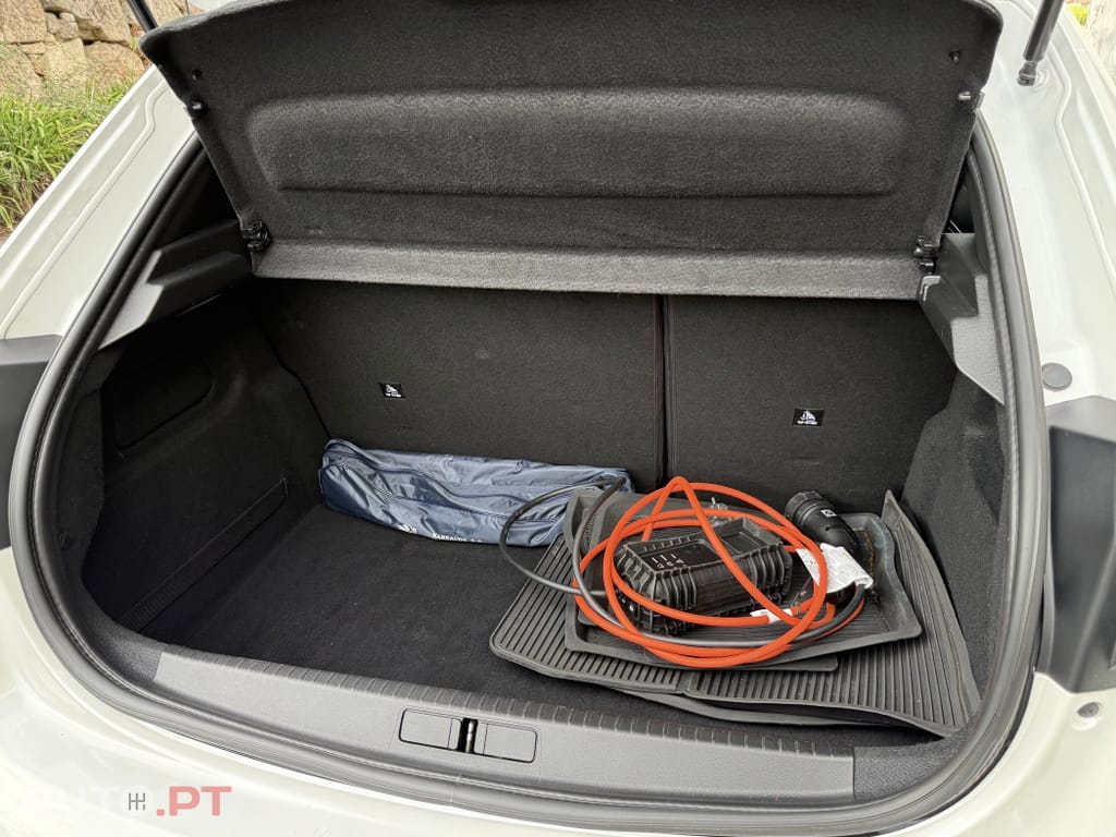 Peugeot E-208 50 kWh Active Pack