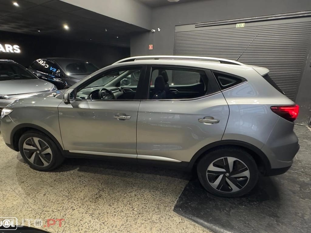 MG ZS EV 72.6 kWh Luxury