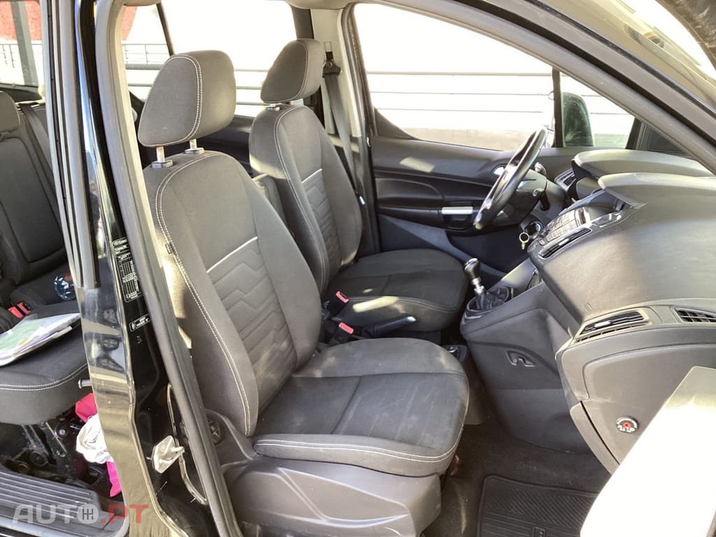 Ford Tourneo Grand 1.6 TDCi Titanium