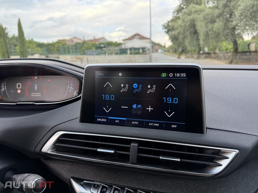 Peugeot 3008 1.6 BlueHDi Allure EAT6