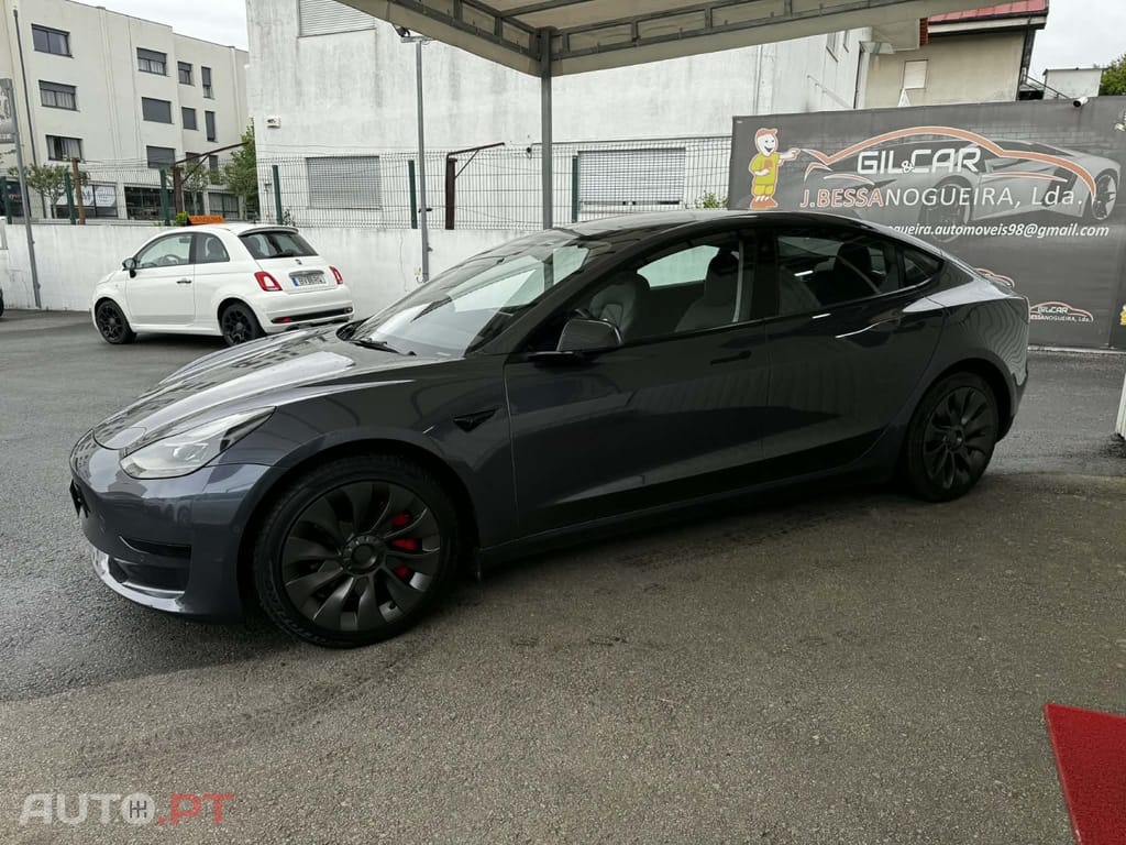 Tesla Model 3 Standard Range Plus RWD