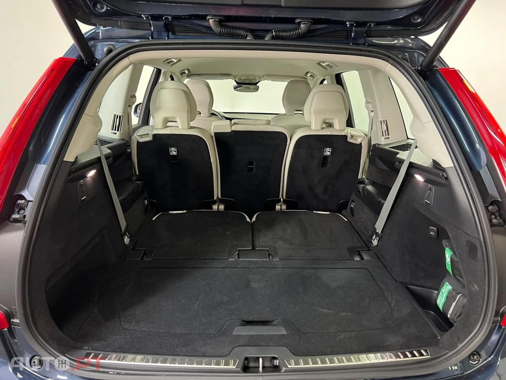 Volvo XC90 T8 455 PHEV AWD Core Auto