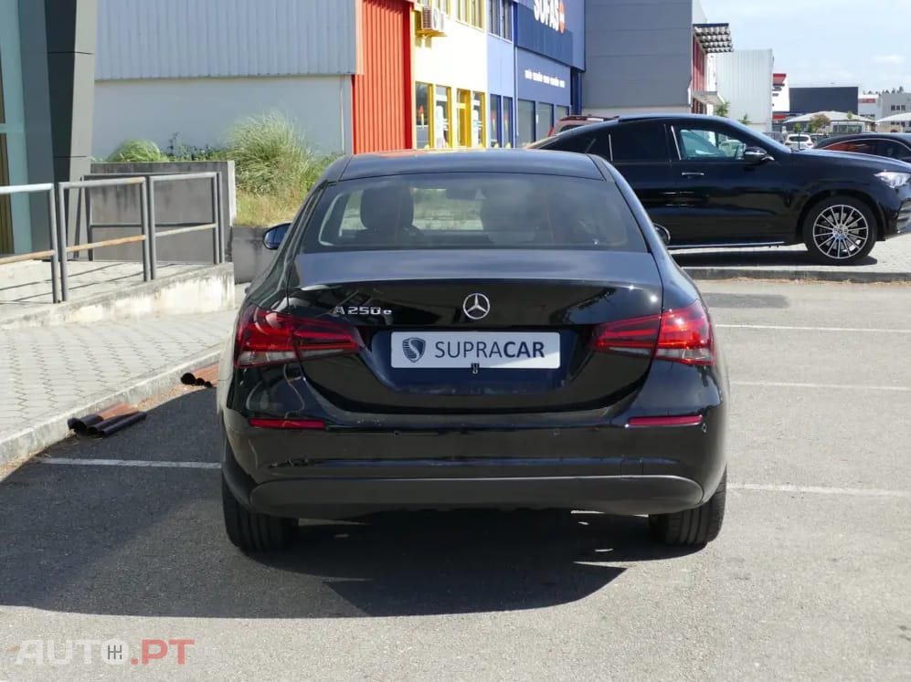 Mercedes-Benz A 250 e