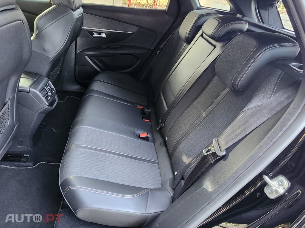 Peugeot 3008 1.5 BlueHDi GT Line