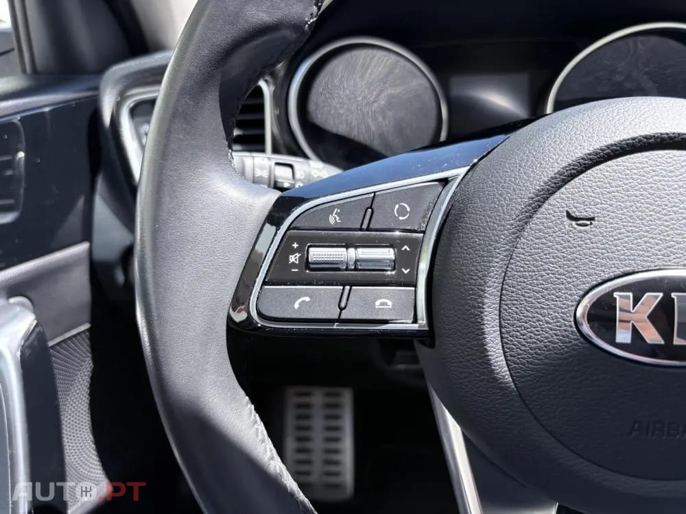 Kia Ceed SW 1.4 T-GDI Drive+SRF 7DCT