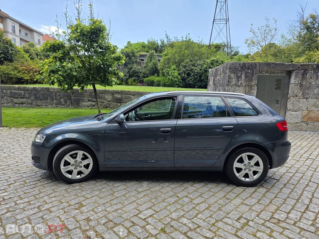 Audi A3 Sportback 2.0 TDI (clean diesel) Ambition