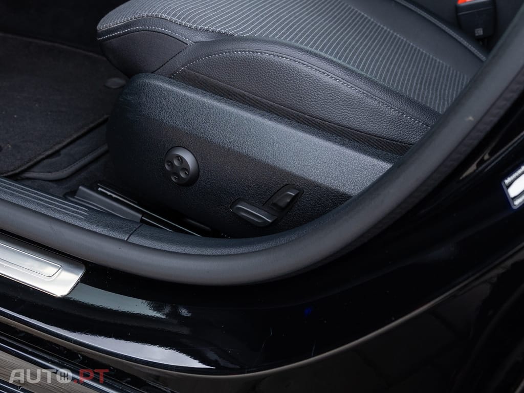 Mercedes-Benz C 300 e T 9G-TRONIC Avantgarde