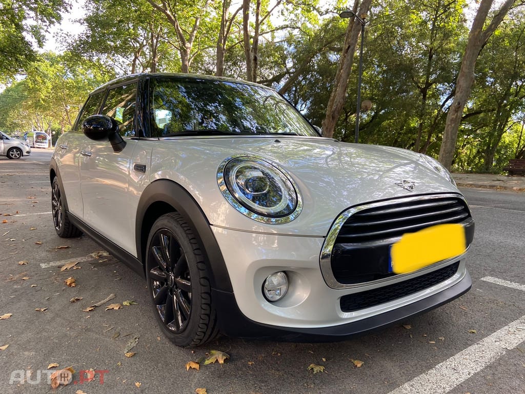 MINI Cooper Cooper D