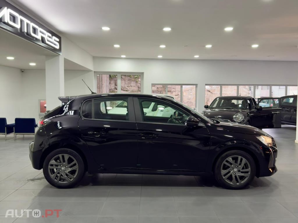 Peugeot 208 1.2 PureTech Active Pack EAT8