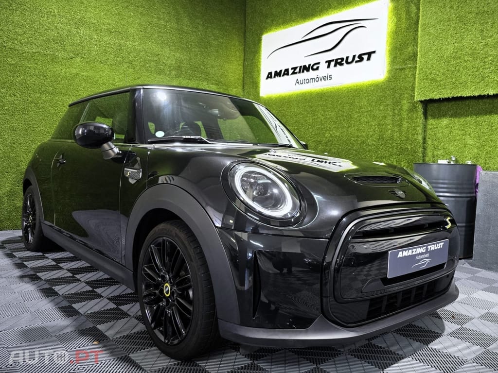 MINI Cooper Cooper SE