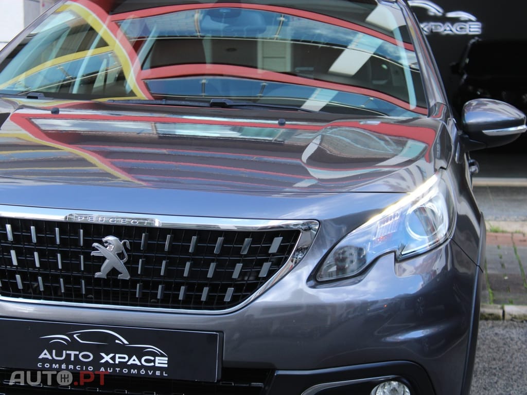 Peugeot 2008 1.2 PureTech Allure