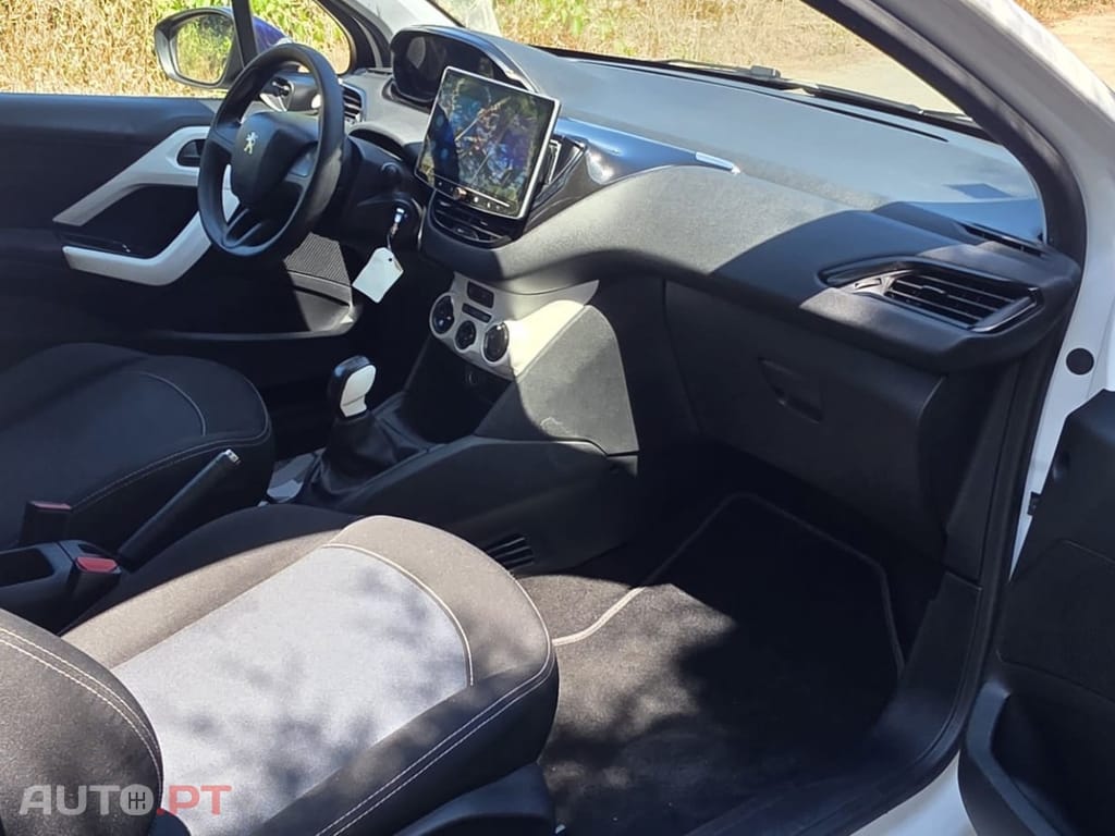 Peugeot 208 PureTech 68 Like