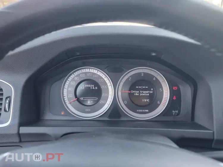 Volvo V60 1.6 D2 Momentum Eco