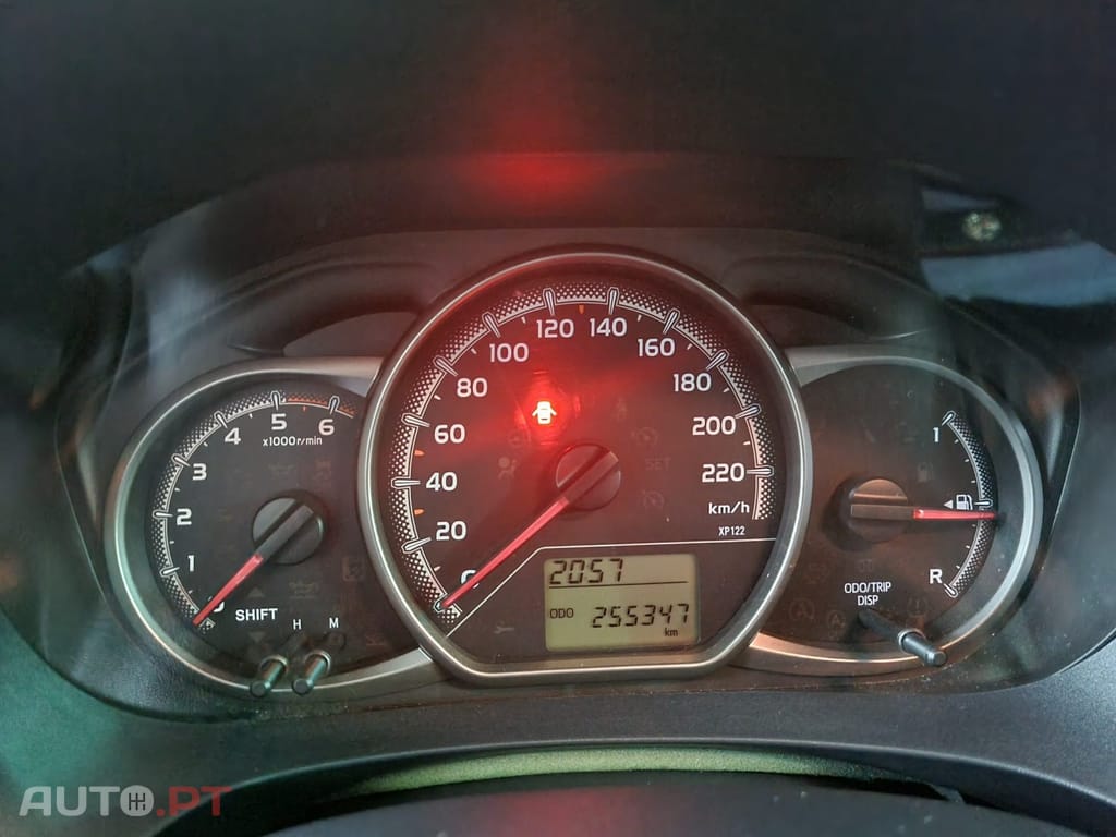 Toyota Yaris 1.4 D-4D AC