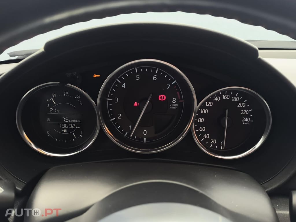 Mazda MX-5 1.5 Sky-G Excellence Navi