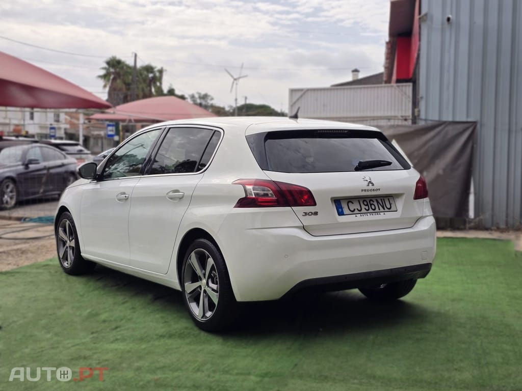 Peugeot 308 1.6 BlueHDi Allure J17