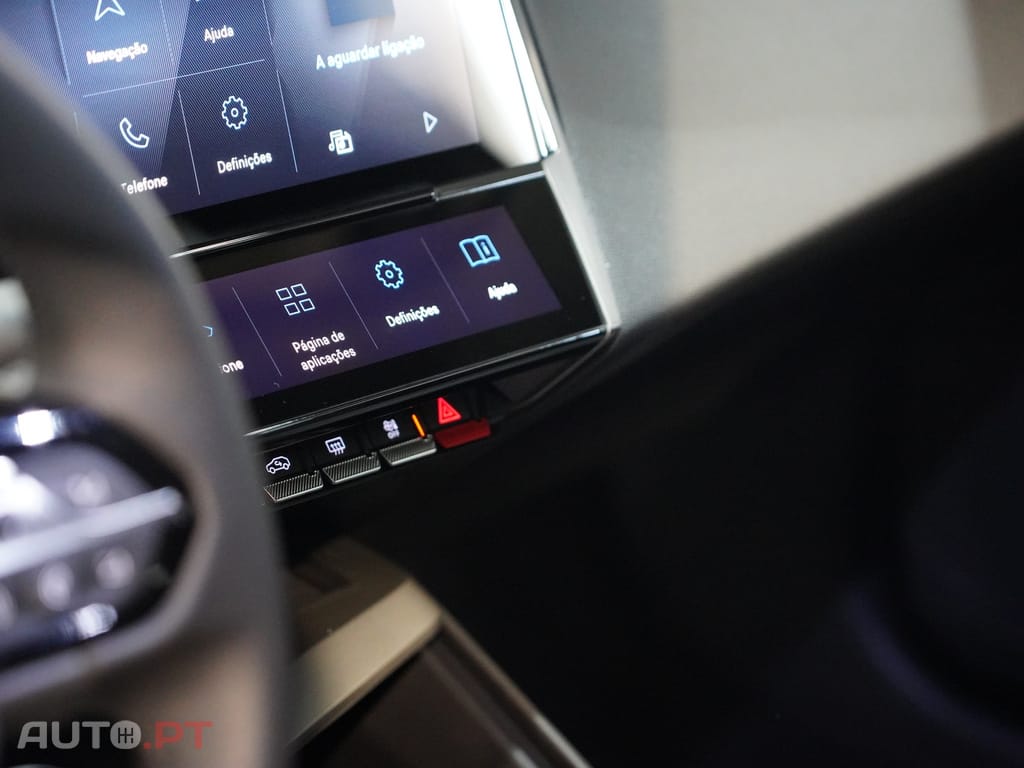 Peugeot 408 1.2 PureTech Allure EAT8