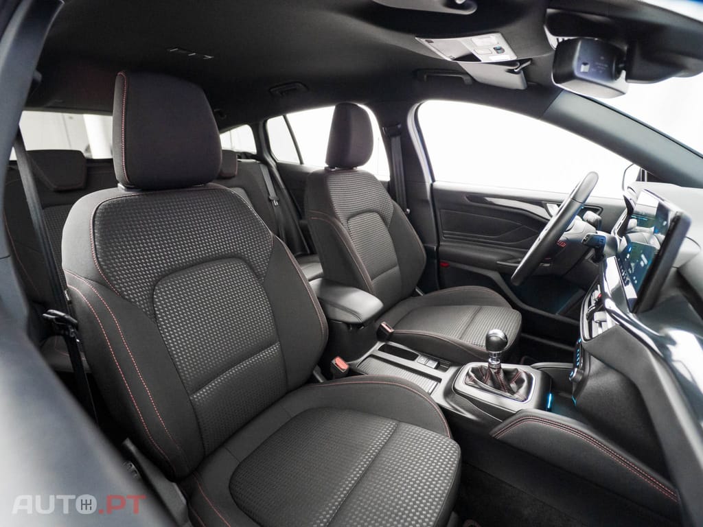 Ford Focus SW 1.0 EcoBoost MHEV ST-Line X