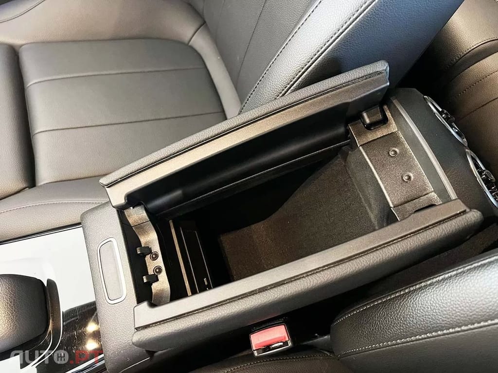 Mercedes-Benz A 250 BUSINESS SOLUTION