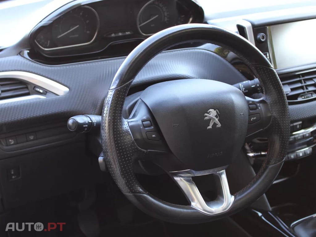 Peugeot 2008 Crossway