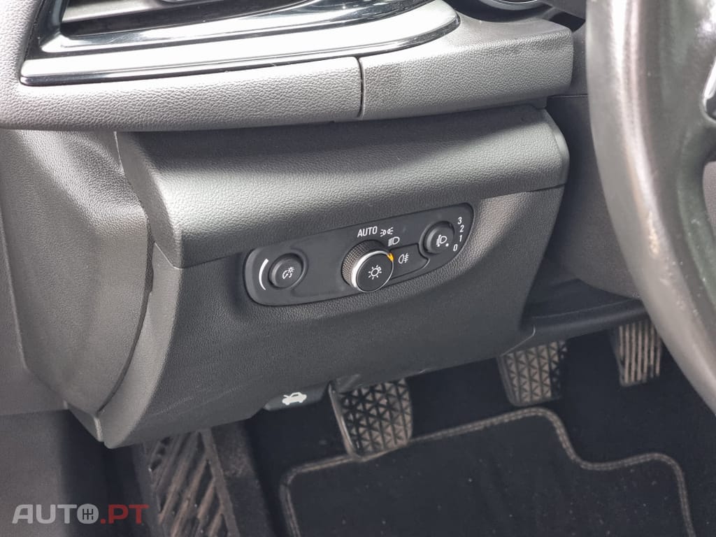 Opel Insignia 1.6 CDTi Business Edition